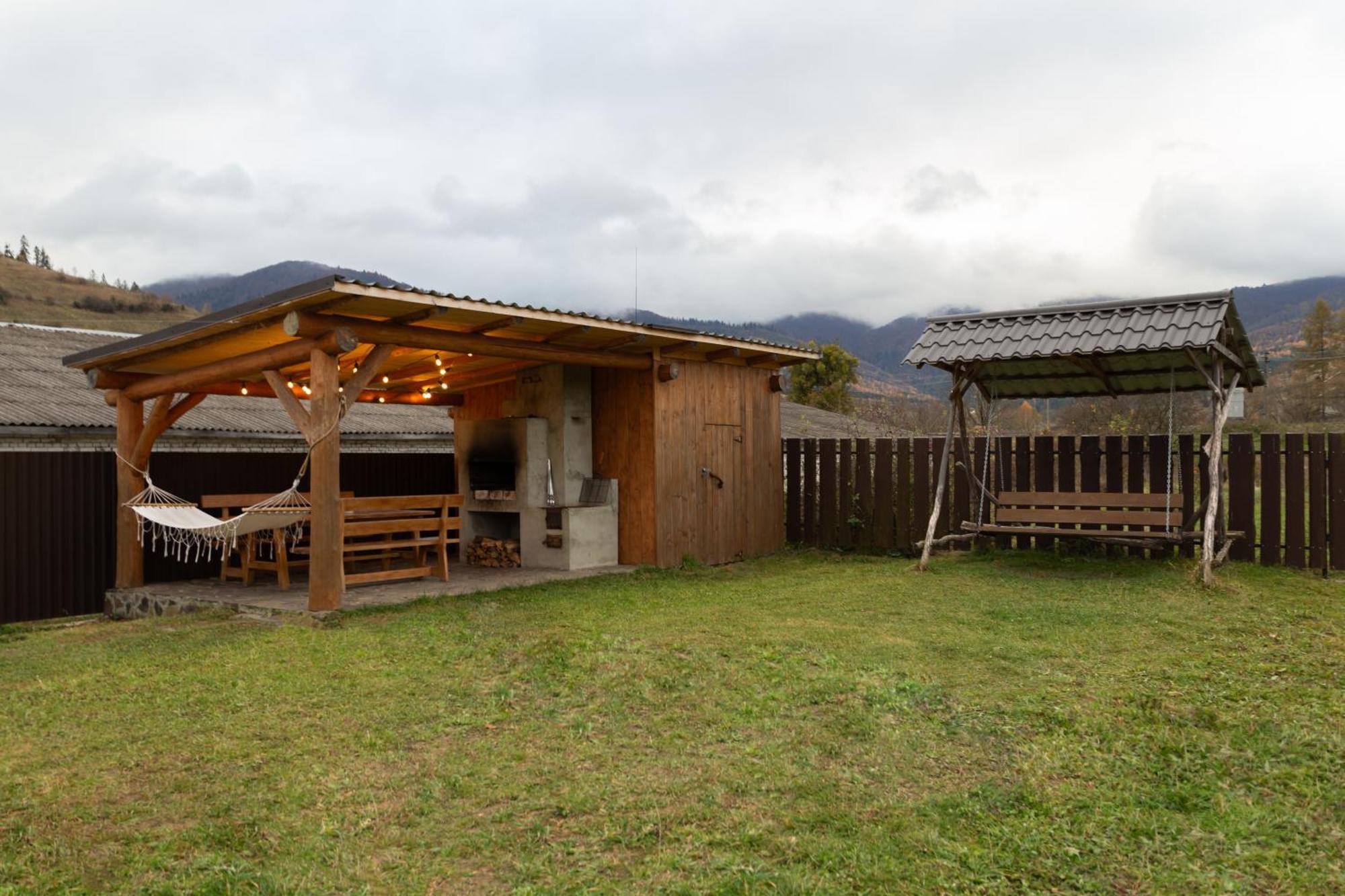 Chalet Borzhava Huklyvyy Exteriör bild
